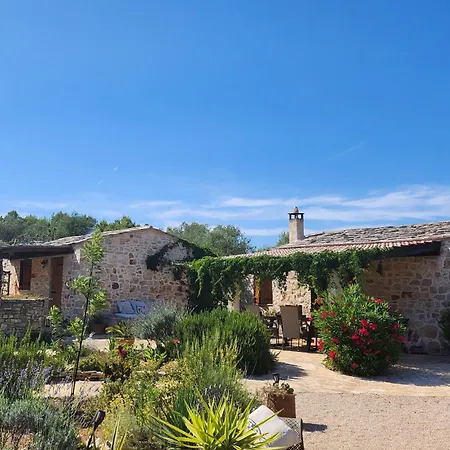 Oxa Dreamland Villa *