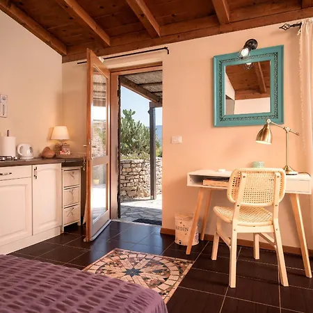 Oxa Dreamland Villa