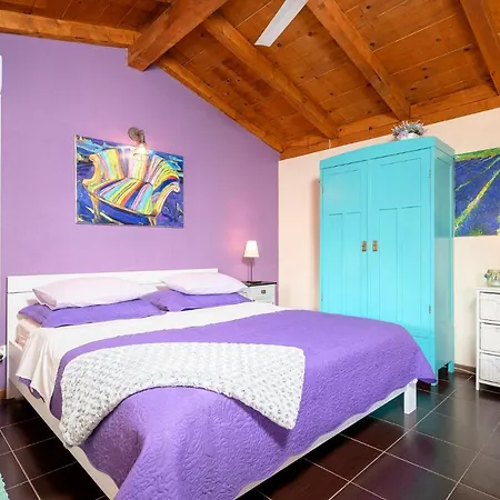 Oxa Dreamland Villa