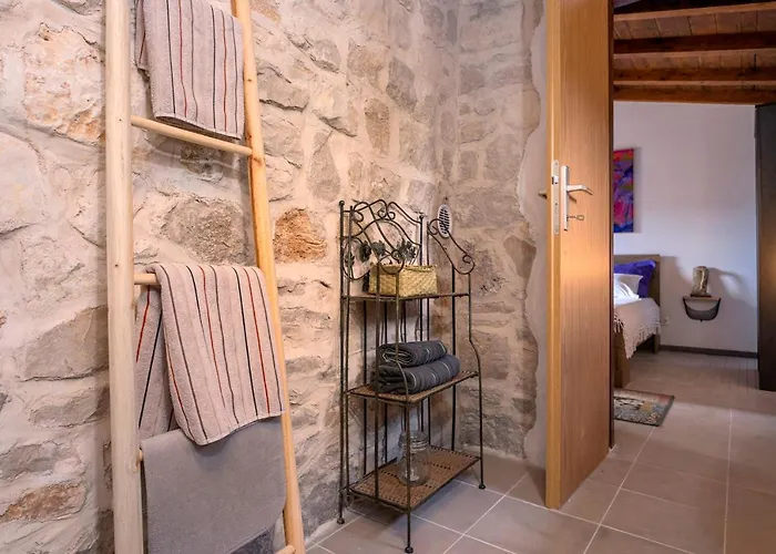Oxa Dreamland Stari Grad (Hvar)