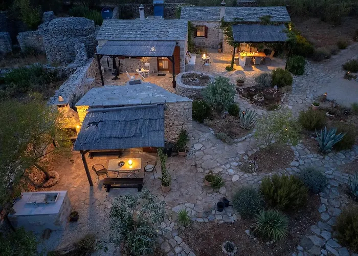 Oxa Dreamland * Stari Grad (Hvar)